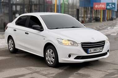 Седан Peugeot 301 2016 в Києві