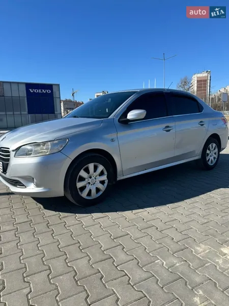 Peugeot 301 2013