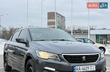 Седан Peugeot 301 2017 в Києві