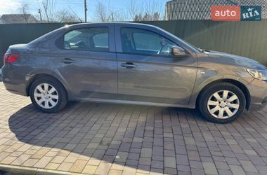 Седан Peugeot 301 2020 в Ружине