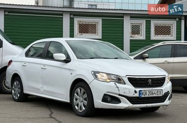 Седан Peugeot 301 2021 в Киеве