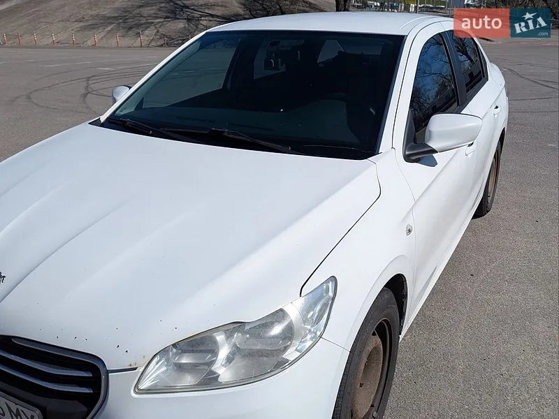 Peugeot 301