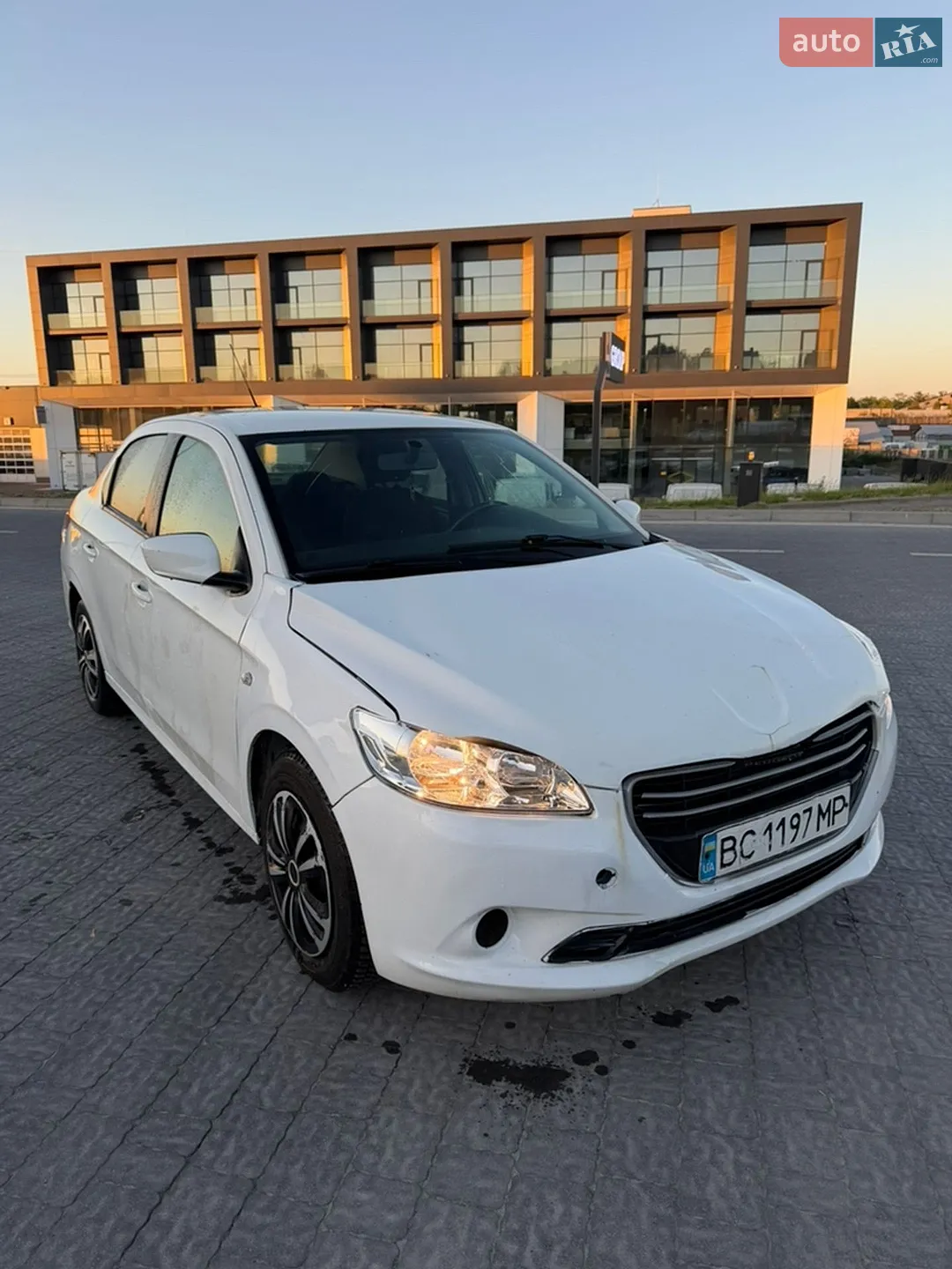 2014 Peugeot 301 - мініатюра 3