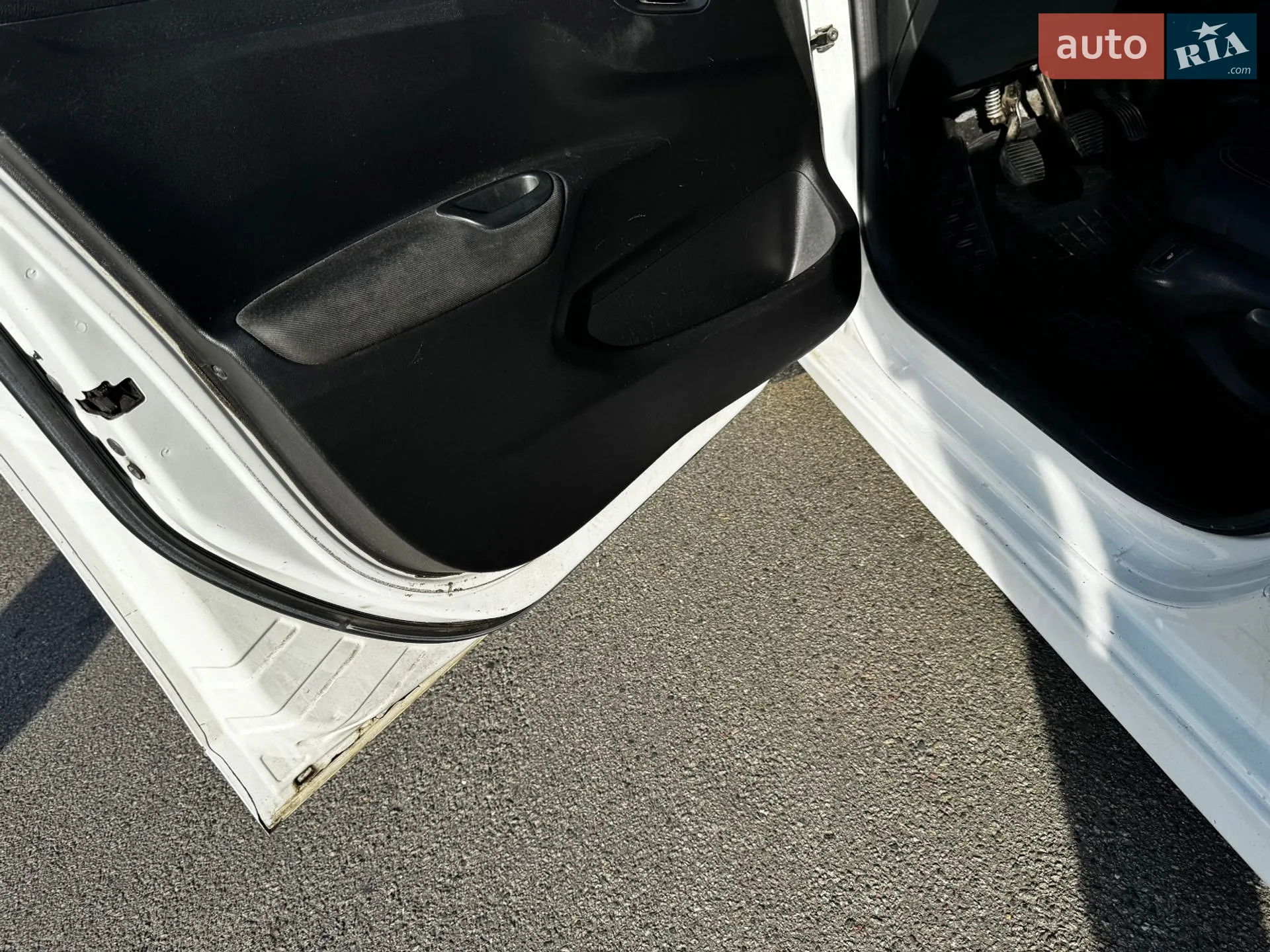 2013 Peugeot 301 - мініатюра 11
