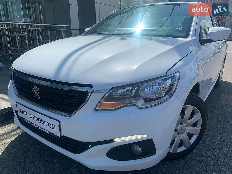 Peugeot 301