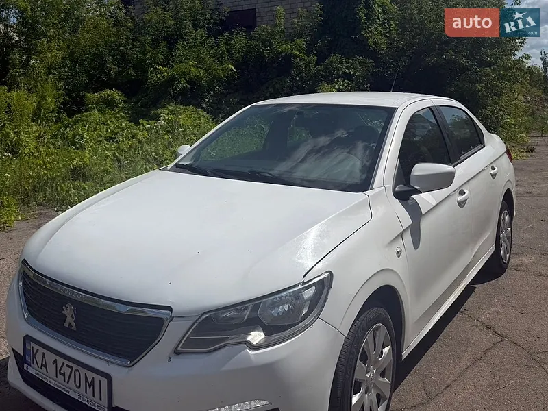 Peugeot 301