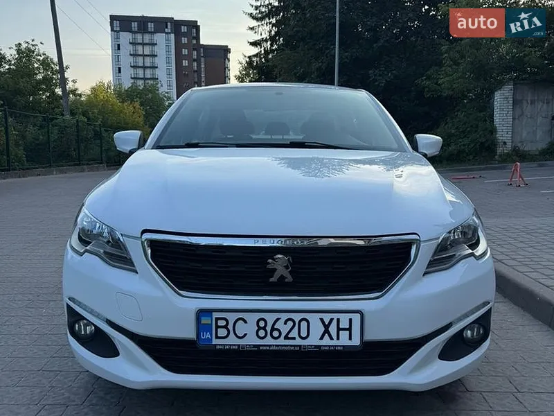 Peugeot 301