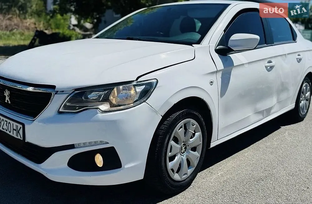 2017 Peugeot 301 - фото 1