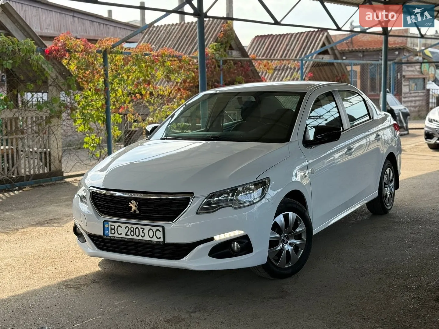 2017 Peugeot 301 - фото 1