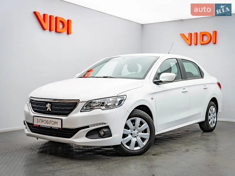 Peugeot 301