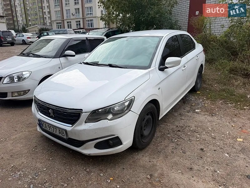 Peugeot 301