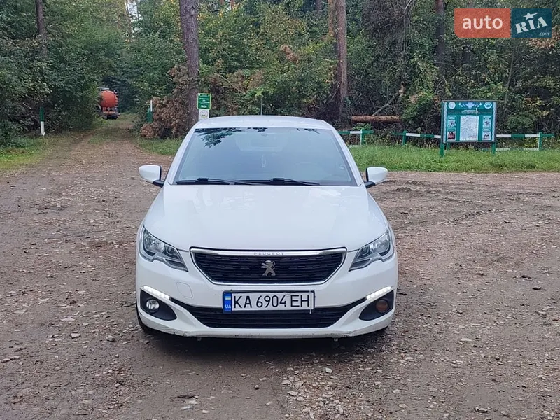 Peugeot 301