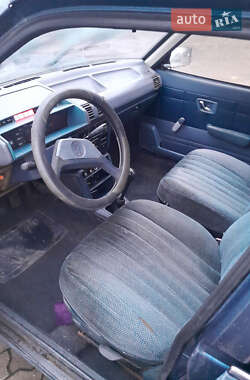 Універсал Peugeot 305 1987 в  фото 7 Універсал Peugeot 305 1987 в