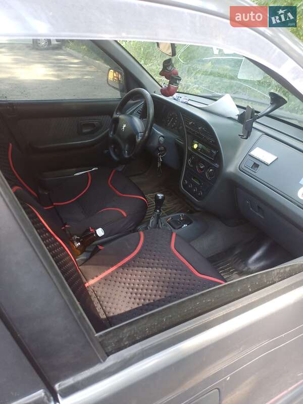 Хэтчбек Peugeot 306 1993 в Александрие