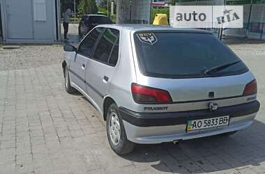 Хэтчбек Peugeot 306 1995 в Ивано-Франковске