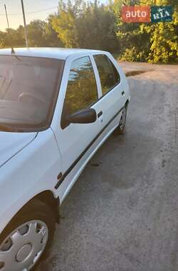 Хетчбек Peugeot 306 1998 в Рівному