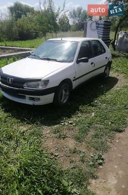 Хэтчбек Peugeot 306 1998 в Хотине