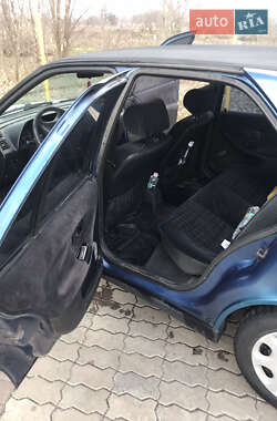 Седан Peugeot 306 1997 в 