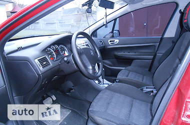 Хэтчбек Peugeot 307 2002 в Черновцах