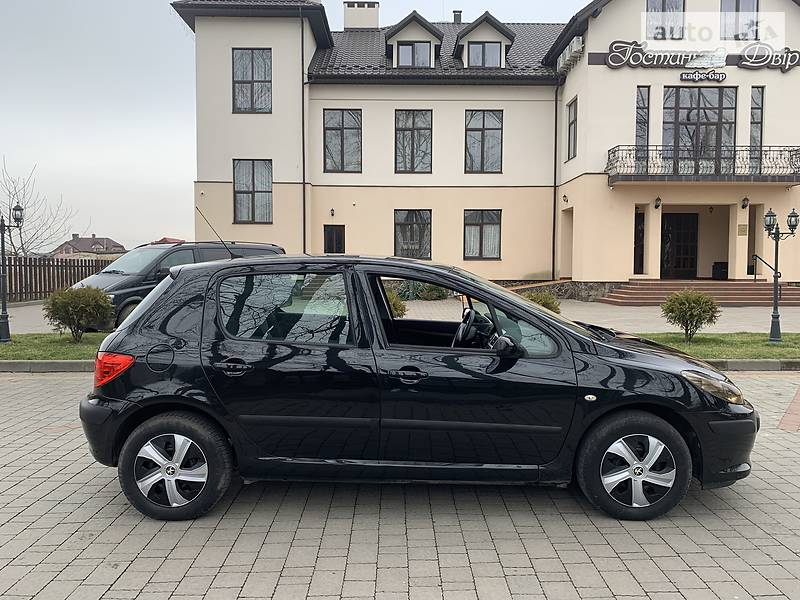 Хетчбек Peugeot 307 2007 в Стрию