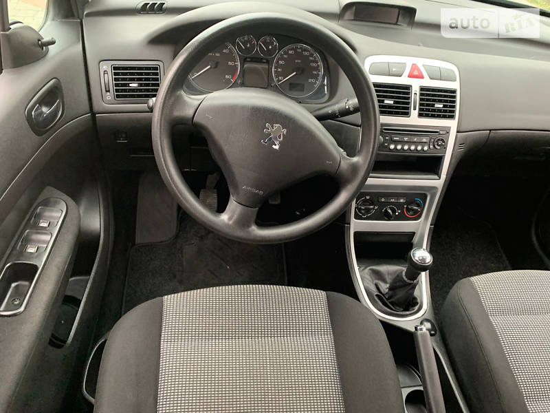 Хетчбек Peugeot 307 2007 в Стрию