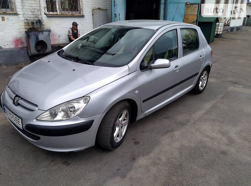 Хетчбек Peugeot 307 2004 в 