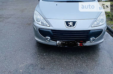 Авто рио пежо 307