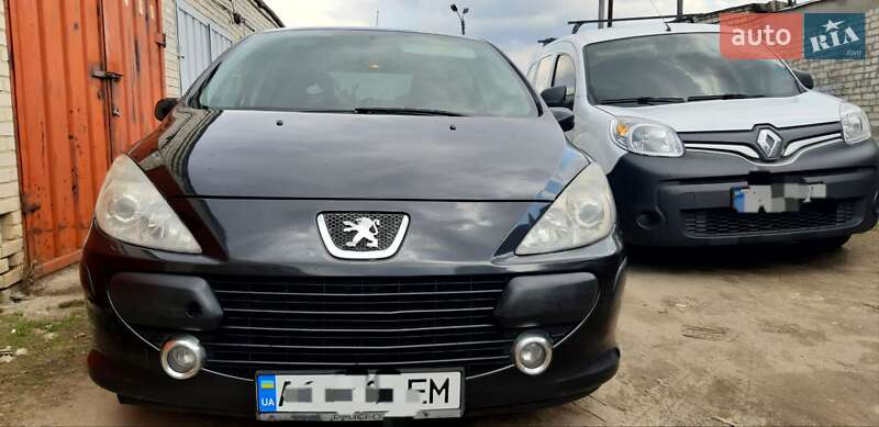 Хетчбек Peugeot 307 2006 в Луцьку