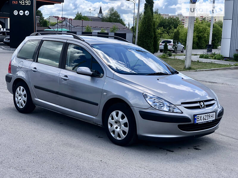 Универсал Peugeot 307 2002 в Староконстантинове