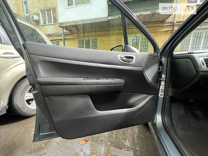 Хетчбек Peugeot 307 2005 в Умані
