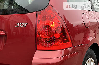 Универсал Peugeot 307 2006 в 