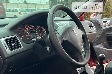 Универсал Peugeot 307 2006 в 