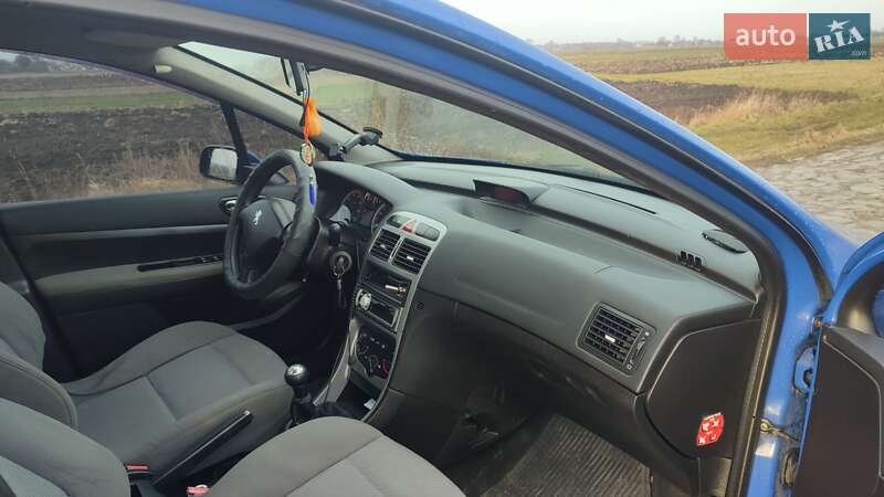 Хэтчбек Peugeot 307 2003 в Луцке