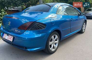 Кабриолет Peugeot 307 2005 в 