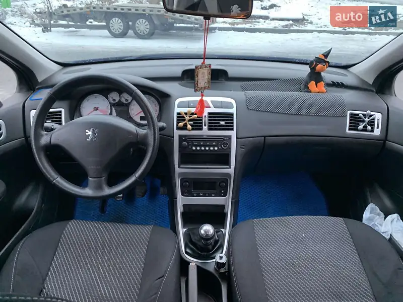 Универсал Peugeot 307 2007 в 
