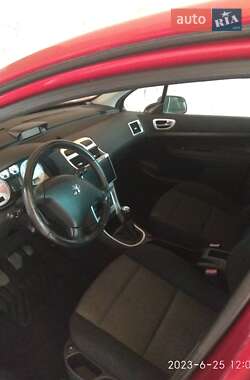 Универсал Peugeot 307 2006 в 