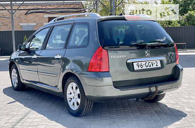 Универсал Peugeot 307 2007 в Староконстантинове