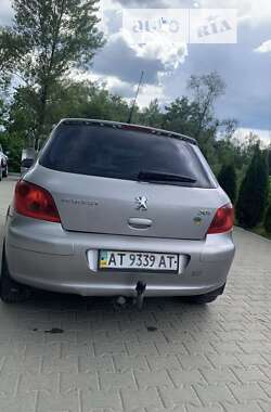 Хетчбек Peugeot 307 2003 в Тячеві