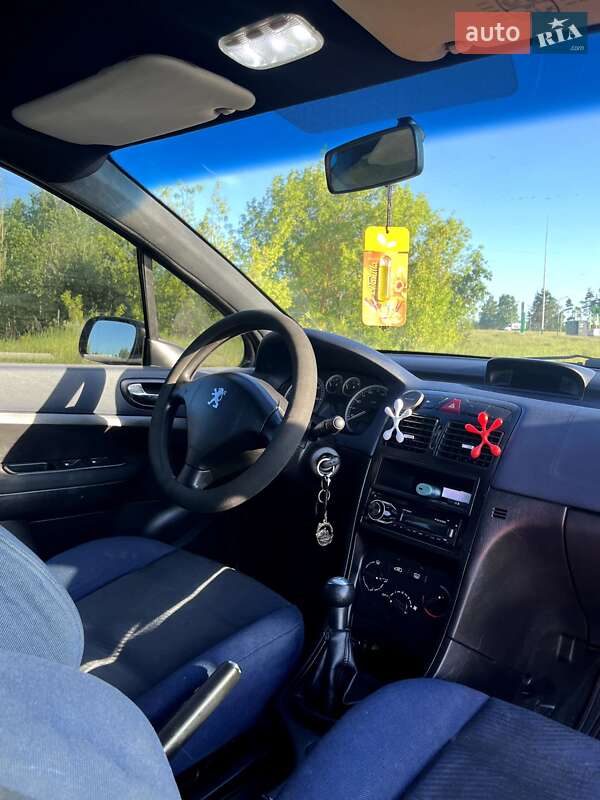 Хэтчбек Peugeot 307 2002 в Шостке