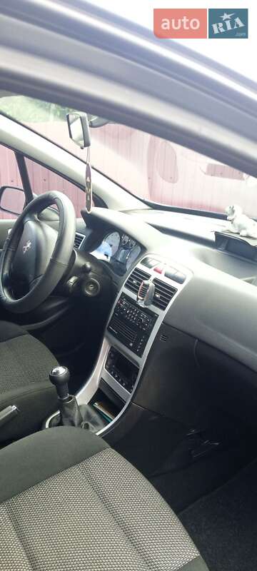 Универсал Peugeot 307 2005 в Владимире