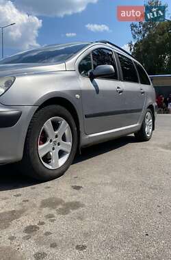 Универсал Peugeot 307 2004 в 