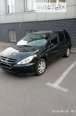 Универсал Peugeot 307 2004 в 