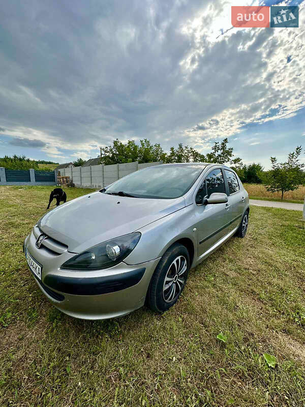 Хэтчбек Peugeot 307 2001 в Лысянке