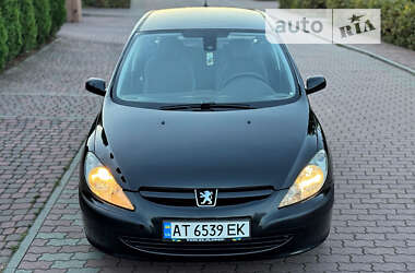 Хетчбек Peugeot 307 2002 в Чернівцях