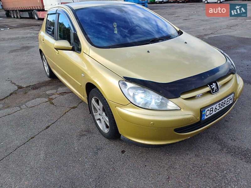 Хетчбек Peugeot 307 2001 в 