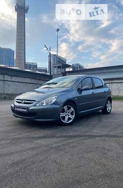 Хэтчбек Peugeot 307 2003 в Киеве