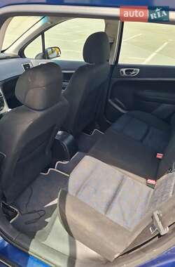 Хетчбек Peugeot 307 2003 в Чернівцях