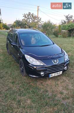 Универсал Peugeot 307 2006 в Нововолынске