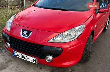 Універсал Peugeot 307 2005 в Гощі