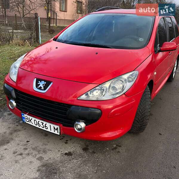 Универсал Peugeot 307 2005 в 